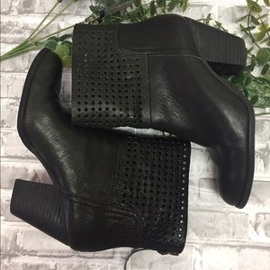 NINE WEST hippy chic leather booties in size 6.5